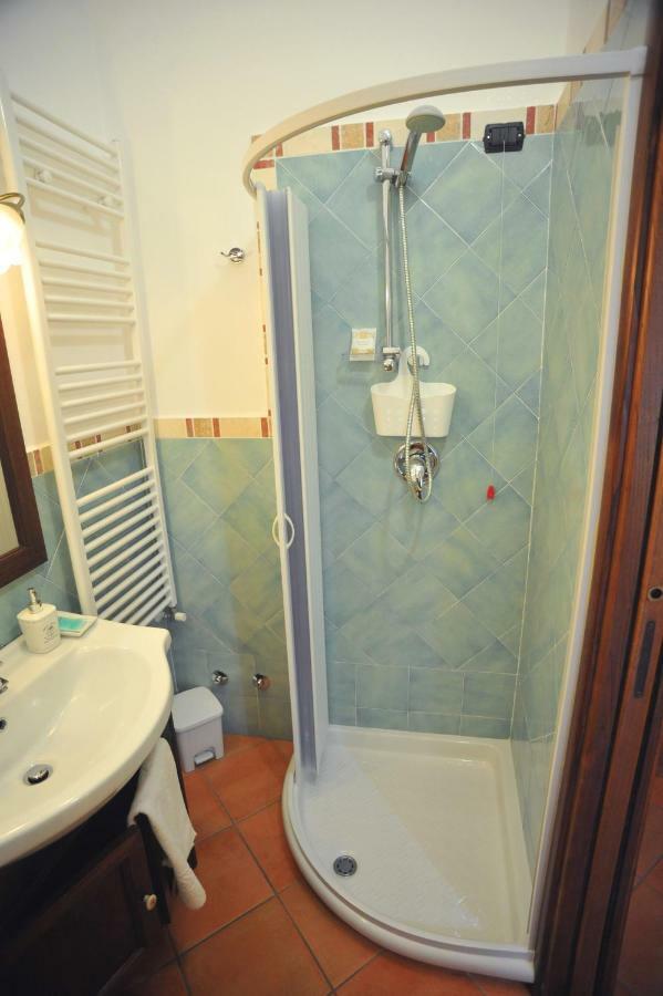 Casa Gentile Bed & Breakfast อาเจโรลา ภายนอก รูปภาพ